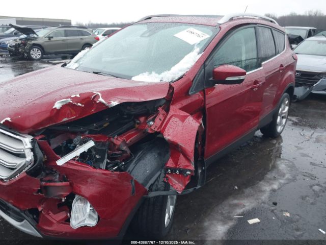 Ford Escape Titanium Image 16