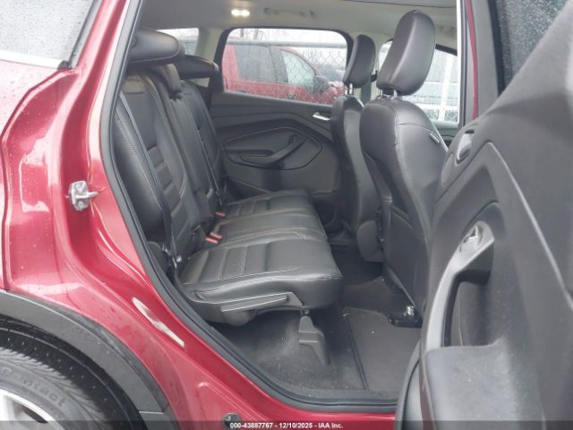 Ford Escape Titanium Image 6