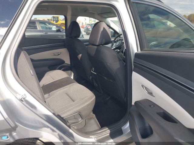 Hyundai TUCSON Sel Image 12