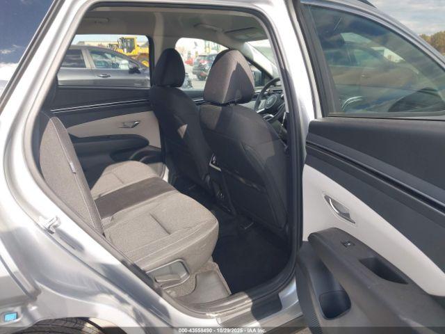 Hyundai TUCSON Sel Image 12