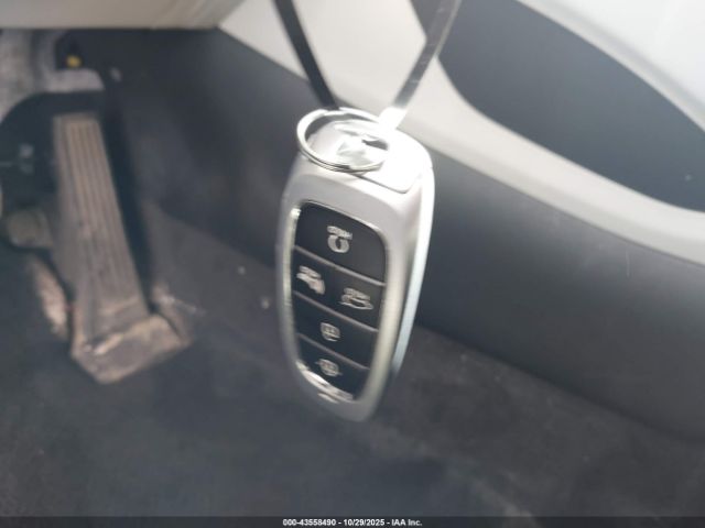 Hyundai TUCSON Sel Image 3