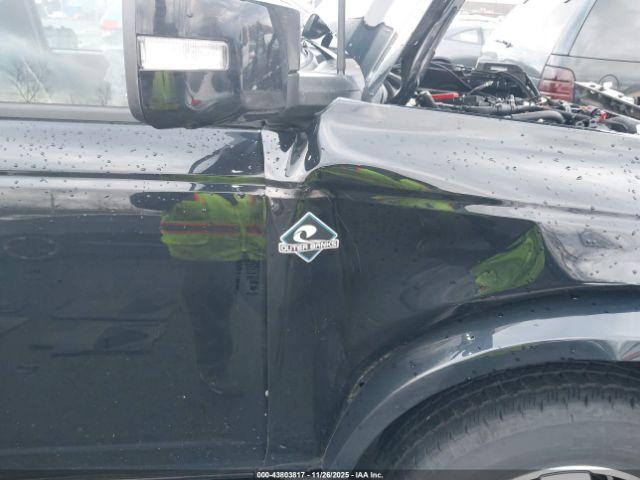 Ford Bronco Outer Banks Image 5