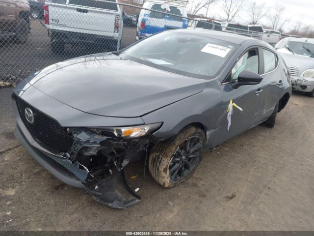 Mazda Mazda3 2.5 S Carbon Edition Image 2