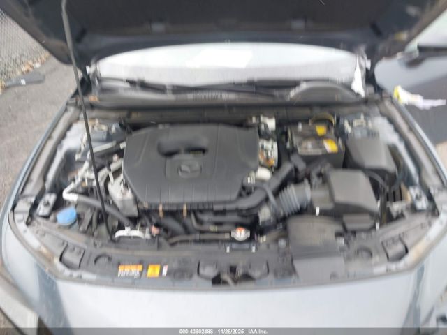 Mazda Mazda3 2.5 S Carbon Edition Image 10