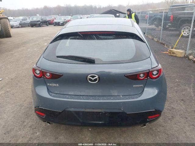 Mazda Mazda3 2.5 S Carbon Edition Image 16