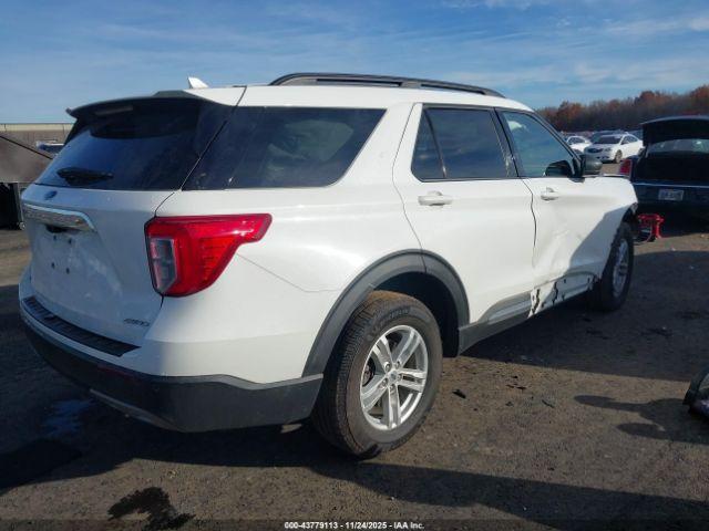 Ford Explorer Xlt Image 16