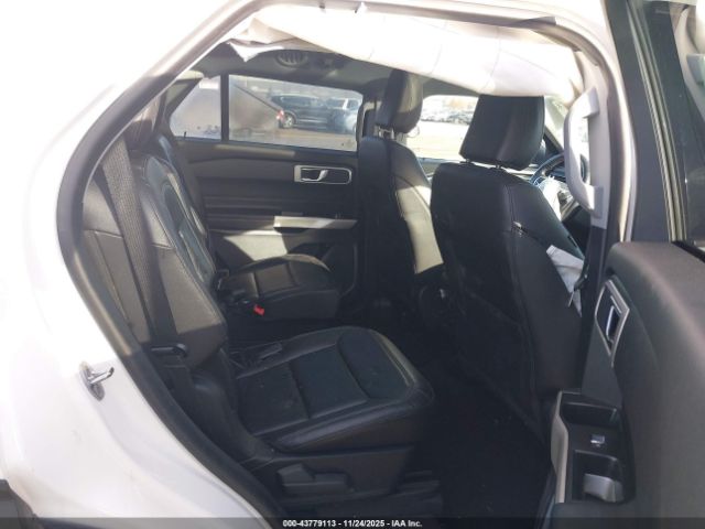 Ford Explorer Xlt Image 5