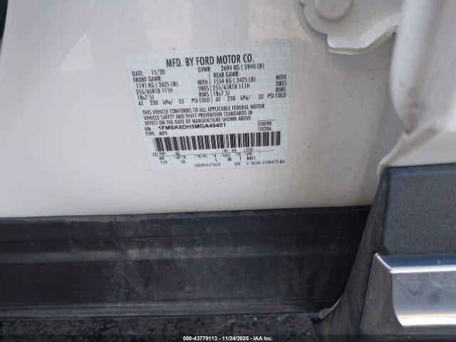 Ford Explorer Xlt Image 8