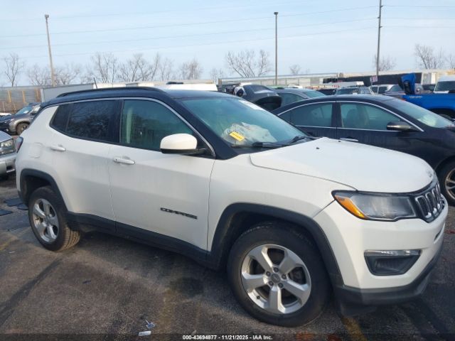 Jeep Compass Latitude 4x4 Image 11