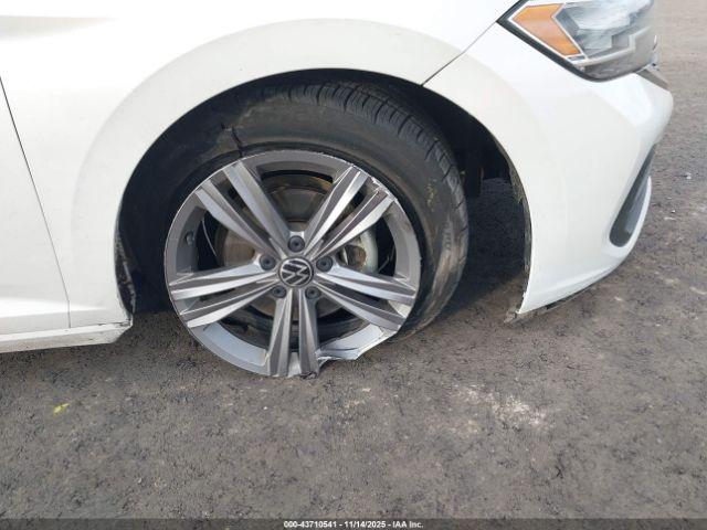 Volkswagen Jetta 1.5t Se Image 8