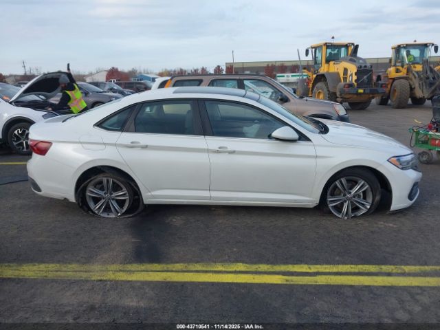 Volkswagen Jetta 1.5t Se Image 12