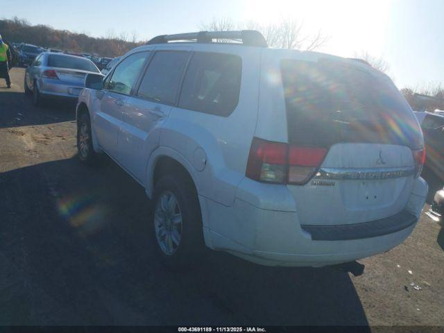 Mitsubishi Endeavor Image 3