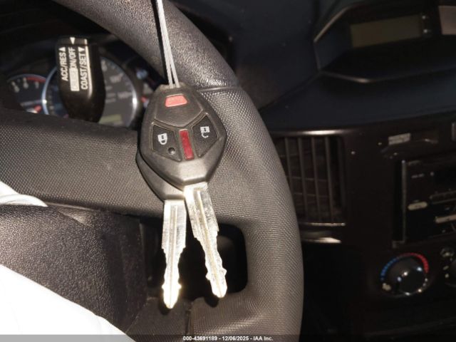 Mitsubishi Endeavor Image 10