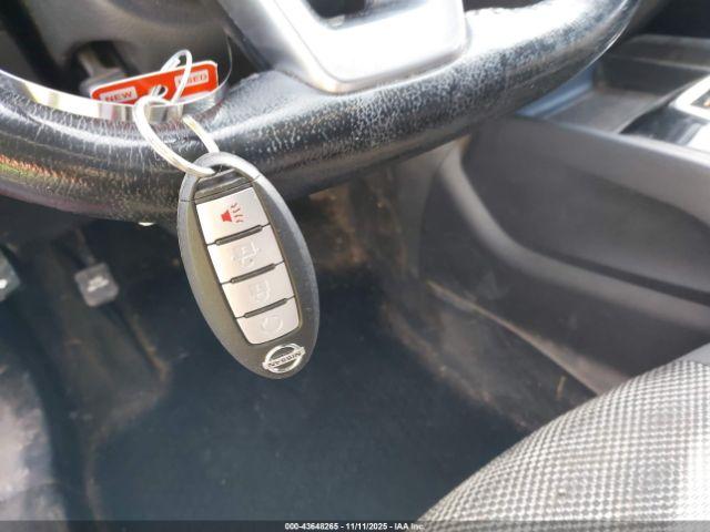 Nissan Rogue Sv Image 16