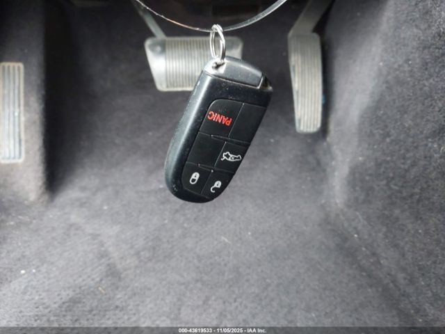 Dodge Challenger Sxt Image 6