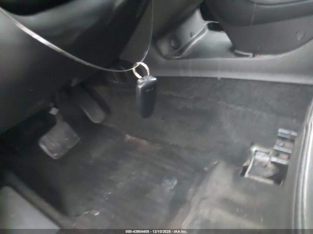 Lincoln MKT Ecoboost Image 13