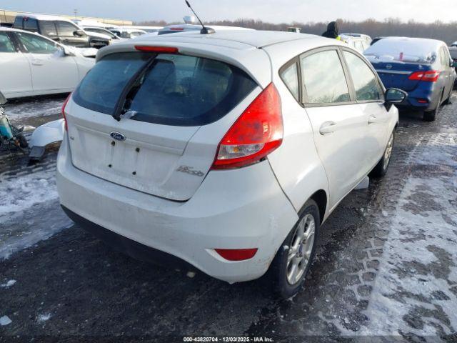 Ford Fiesta Se Image 10