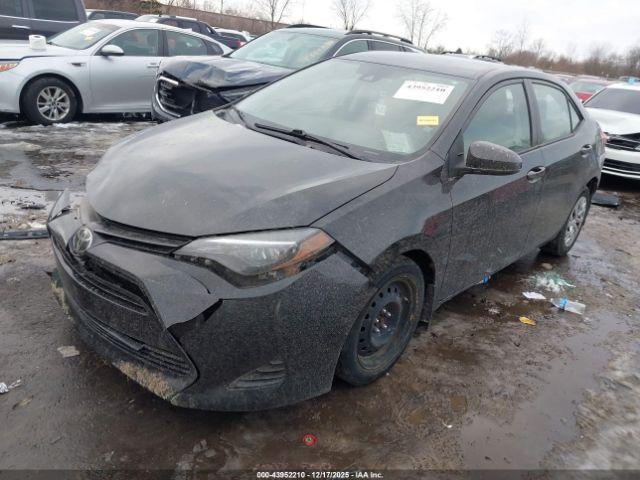 Toyota Corolla Le Image 8