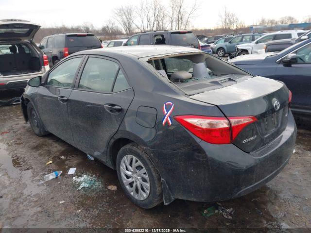 Toyota Corolla Le Image 3