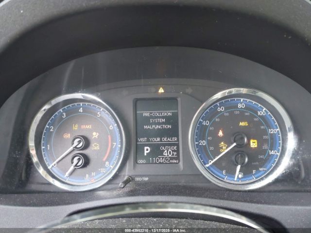 Toyota Corolla Le Image 9