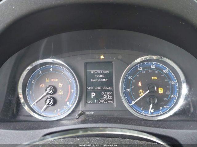 Toyota Corolla Le Image 9