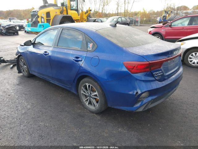 Kia Forte Lxs Image 4