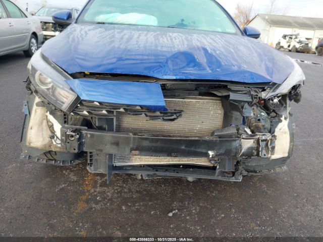 Kia Forte Lxs Image 16