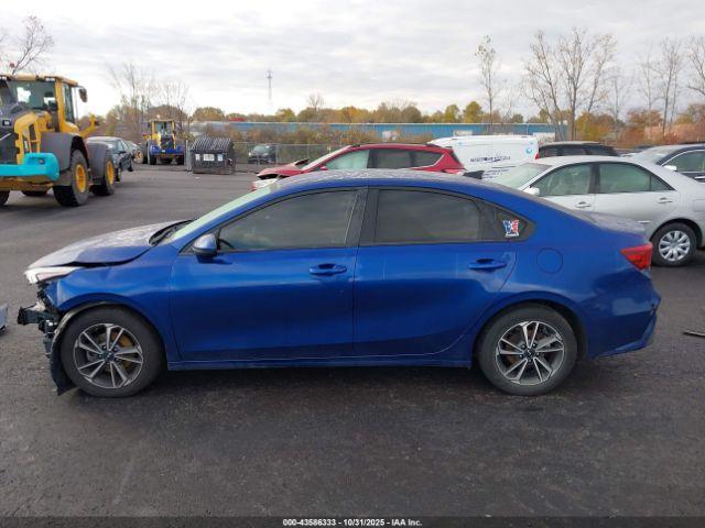 Kia Forte Lxs Image 11