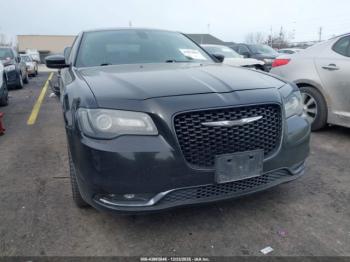  Salvage Chrysler 300