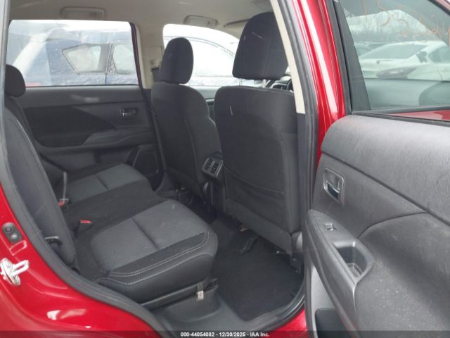 Mitsubishi Outlander Es Image 8