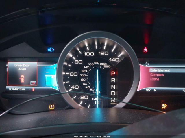 Ford Explorer Xlt Image 10