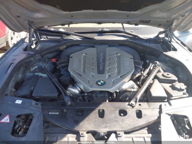 BMW 7 Series Image 8