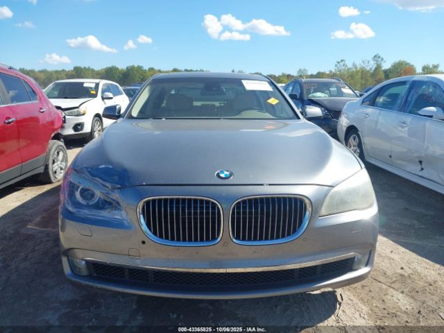 BMW 7 Series Image 12