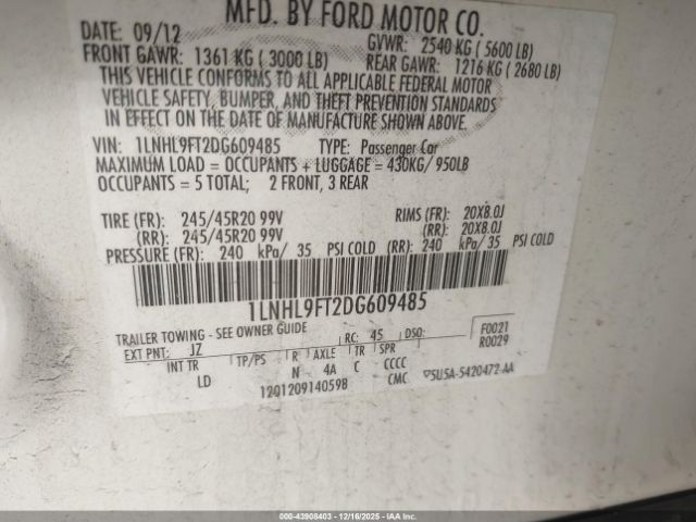 Lincoln MKS Ecoboost Image 8