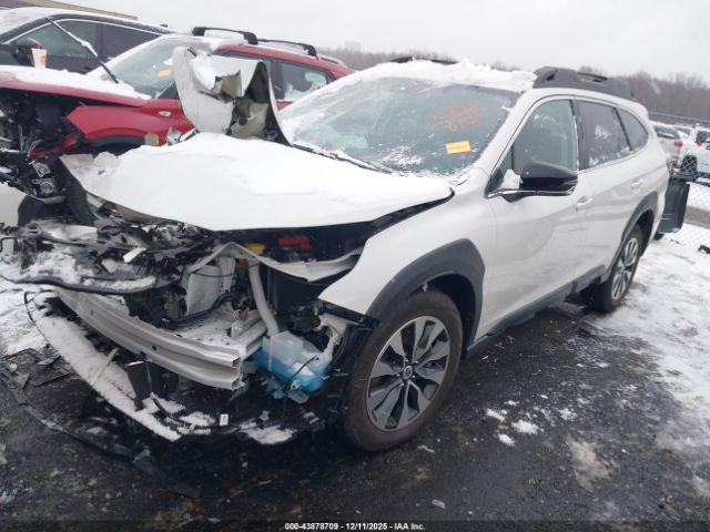 Subaru Outback Limited Image 5