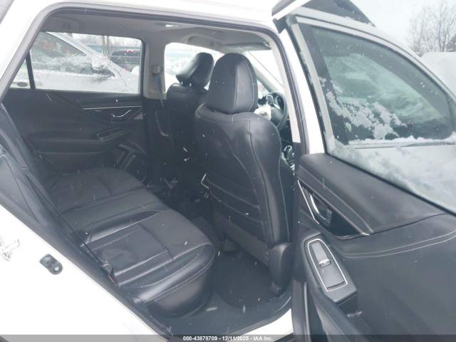 Subaru Outback Limited Image 9