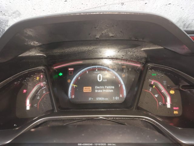 Honda Civic Touring Image 11