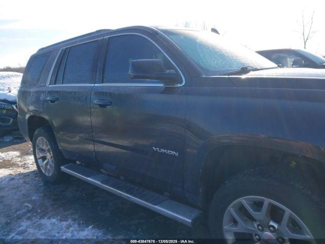 GMC Yukon Sle Image 15