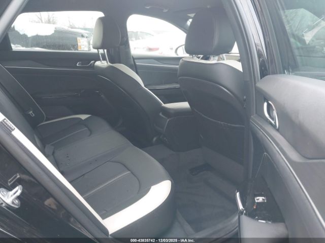 Kia K5 Gt-line Image 14