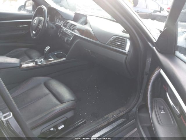 BMW 3 Series Xdrive Image 15