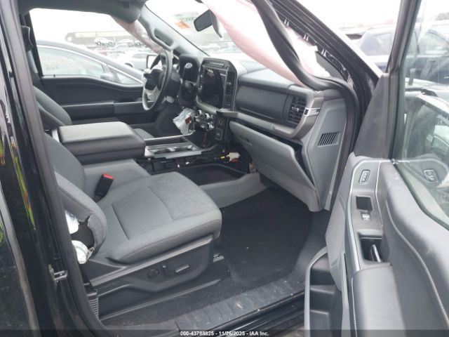 Ford F-150 Xlt Image 7