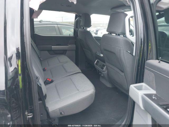 Ford F-150 Xlt Image 8