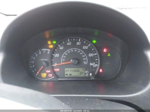 Mitsubishi Mirage Es Image 6