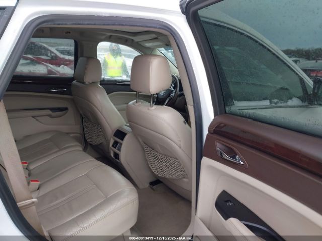 Cadillac SRX Luxury Collection Image 7