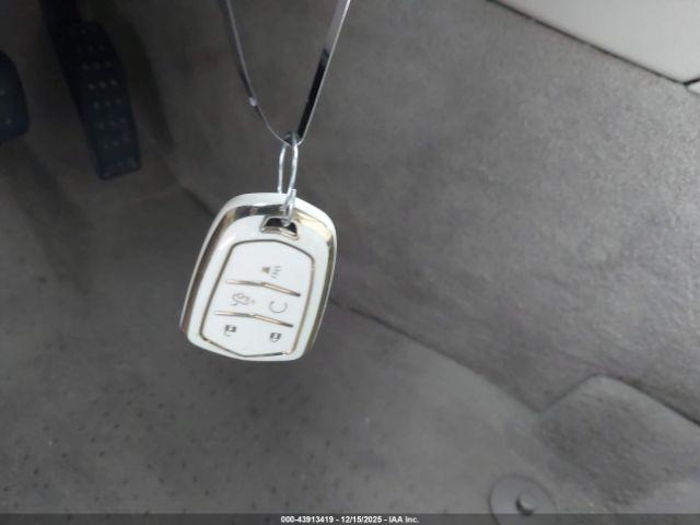 Cadillac SRX Luxury Collection Image 10