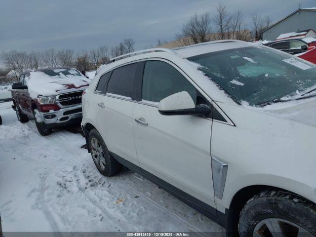 Cadillac SRX Luxury Collection Image 11