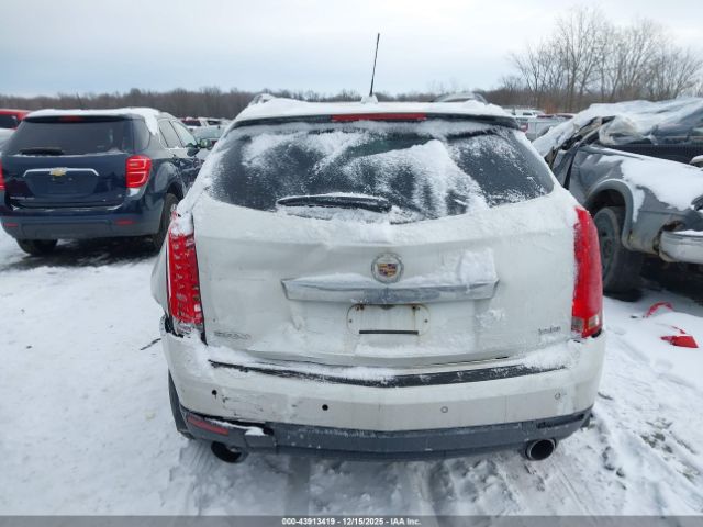 Cadillac SRX Luxury Collection Image 14