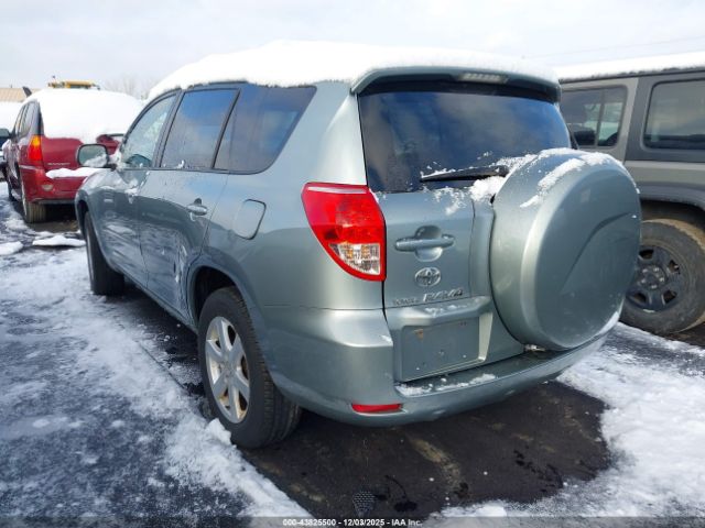 Toyota RAV4 Limited V6 Image 5