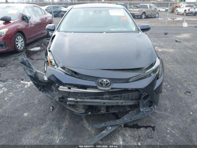 Toyota Corolla Le Image 2