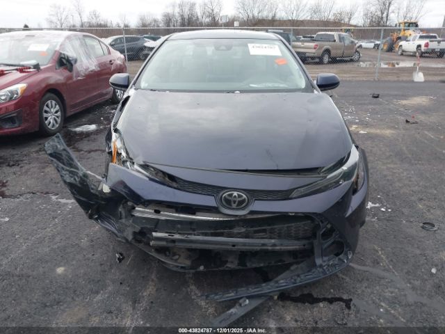 Toyota Corolla Le Image 12